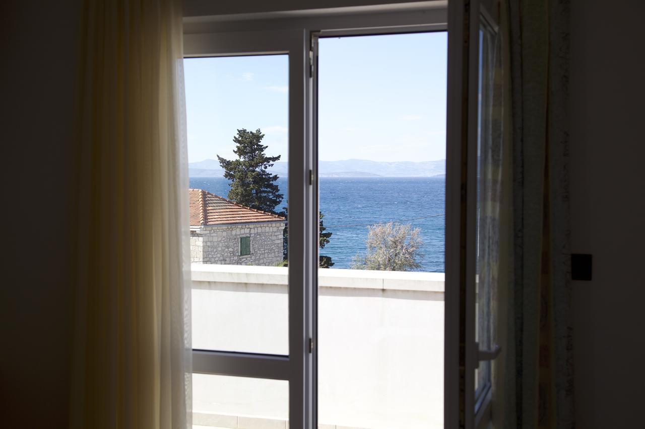 Villa Bunta Sutivan Buitenkant foto